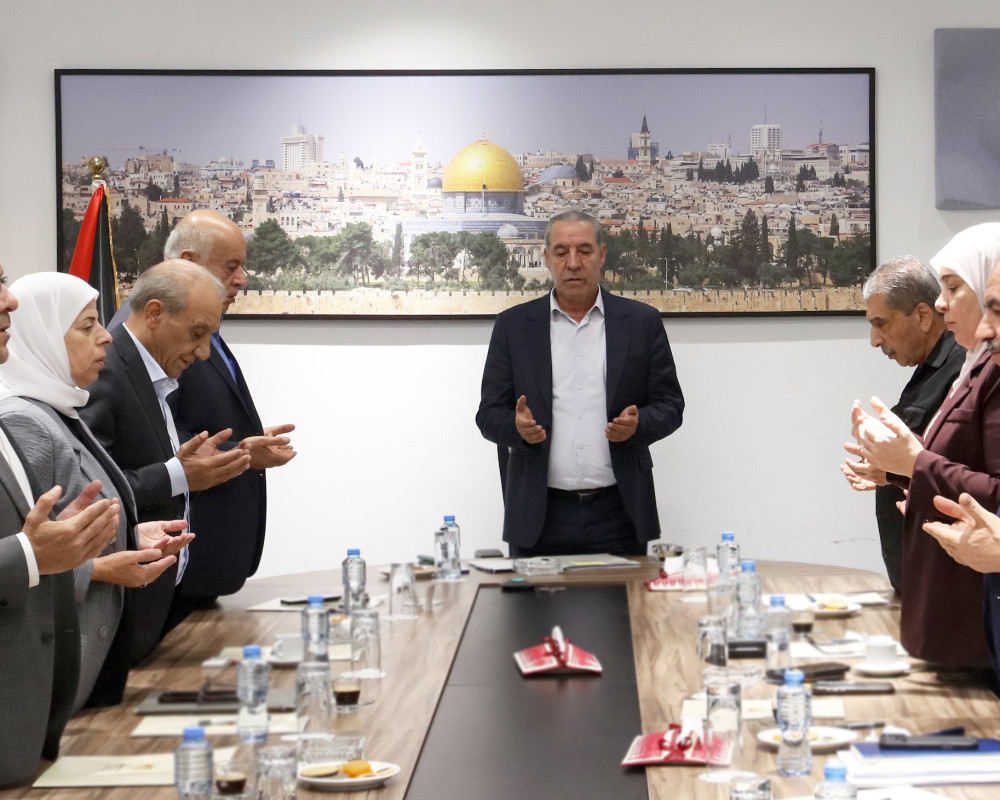 مركزية “فتح” تقرر باجتماعها البقاء بحالة انعقاد دائم وتبحث الأوضاع السياسية والحفاظ على المسار الديمقراطي والذهاب لحوار