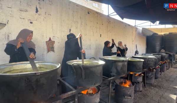 متطوعات غزة يكسرن الجوع والمعاناة في تكا...