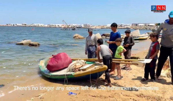 في ميناء الصيادين بغزة... خيام نازحين وم...