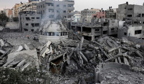 خروقات إسرائيلية مستمرة: غارات ونسف مناز...