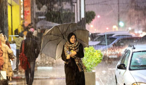 الطقس: انخفاض على درجات الحرارة وأمطار م...