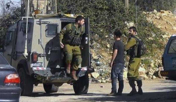 قوات الاحتلال تقتحم قرية النبي صالح شمال...