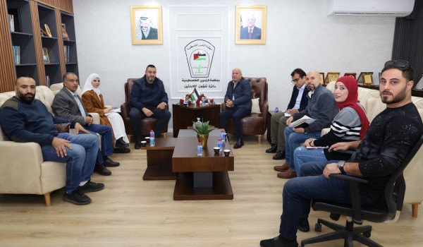 د. أبو هولي: الحفاظ على المخيمات والأونر...