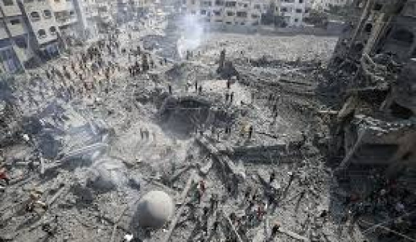 سباق النفوذ على إعمار غزة: شركات أمريكية...