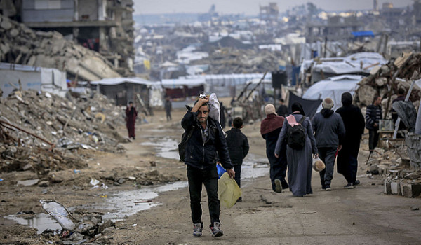 غزة: الاحتلال يقتل 6 نازحين خلال حفل زفا...