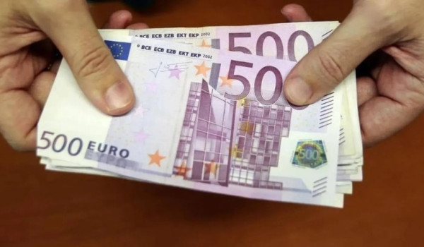 كشف ملابسات سرقة 11 ألف يورو من كنيسة بن...