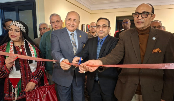 فلسطين تشارك في افتتاح معرض 