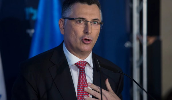 وزير الخارجية الإسرائيلي يدعو اليهود للا...