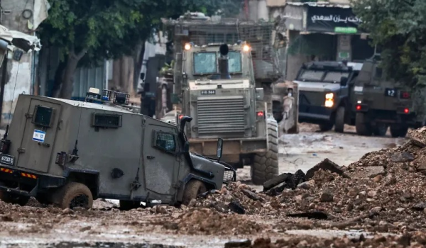 الاحتلال يخطر بإخلاء بناية سكنية في محيط...