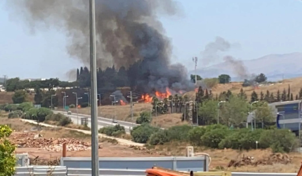 عشرات المستوطنين يتظاهرون في 