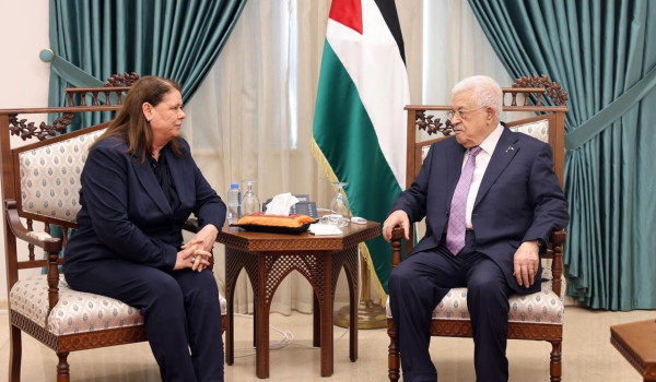 الرئيس يستقبل زوجة القائد مروان البرغوثي...