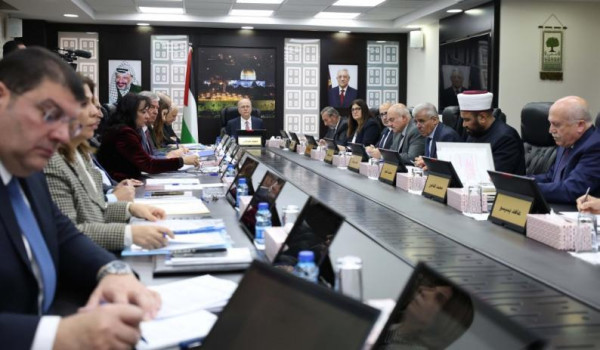 مجلس الوزراء يحذّر من تلاعب جهات نافذة ف...