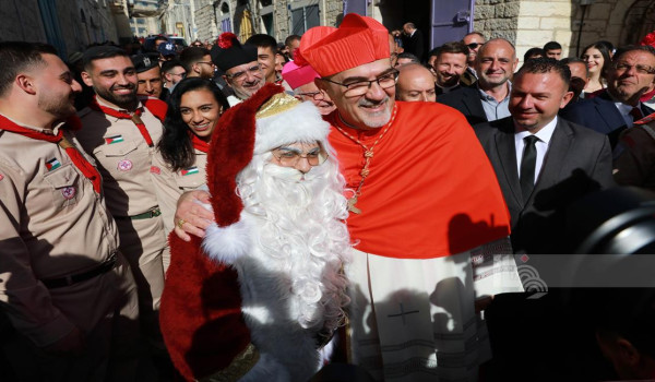 وصول موكب بطريرك القدس للاتين إلى بلاط س...