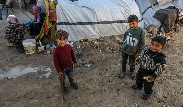 غزة: حصيلة ضحايا خروقات الاحتلال ترتفع إ...