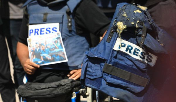 نقابة الصحفيين: الاحتلال قتل 706 من عائل...