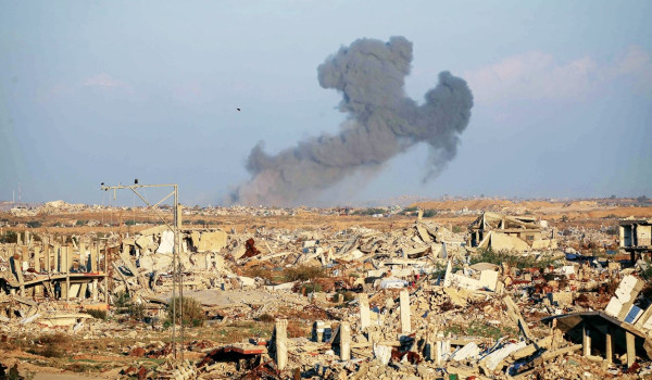 إصابة ثلاثة مواطنين في قصف إسرائيلي استه...