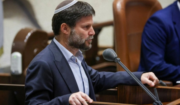 رئيس المحكمة العليا الإسرائيلية يتصدى لت...