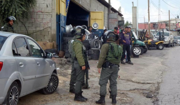 الاحتلال يقتحم سلوان ويفرض مخالفات على ا...