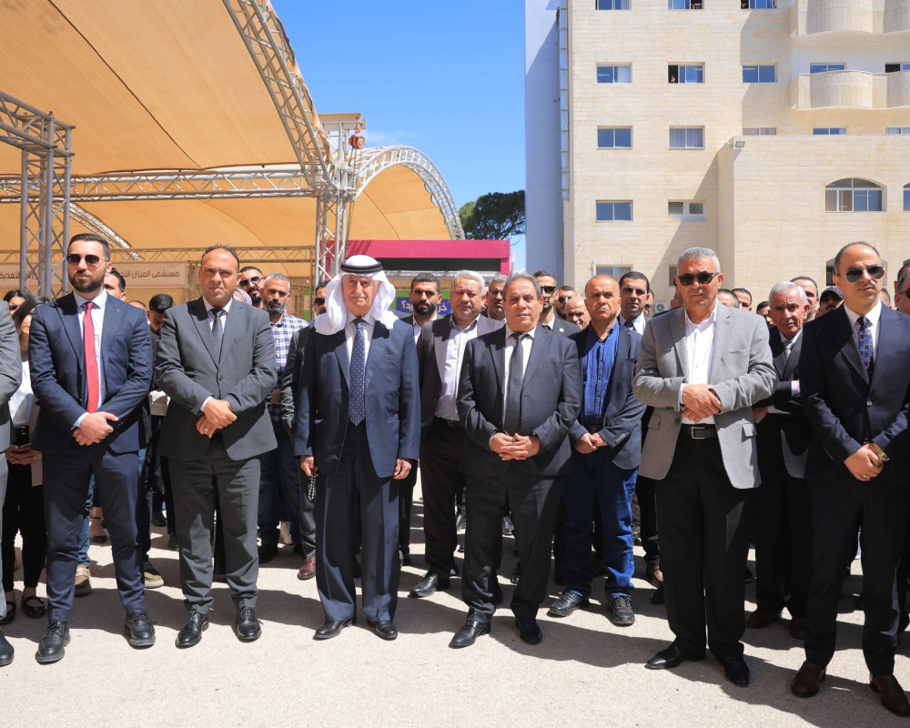 بمشاركة 60 شركة ومؤسسة : جامعة فلسطين الاهلية تطلق فعاليات يوم التوظيف السنوي لخريجيها