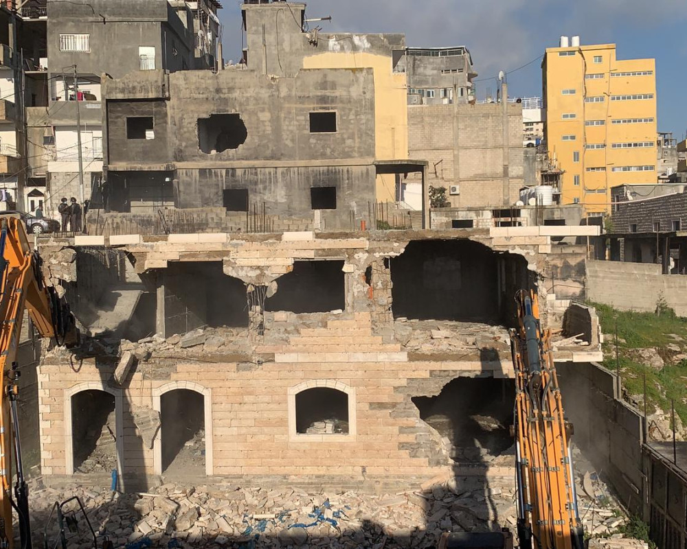 الاحتلال يجبر مقدسيا على هدم منزله في جبل المكبر
