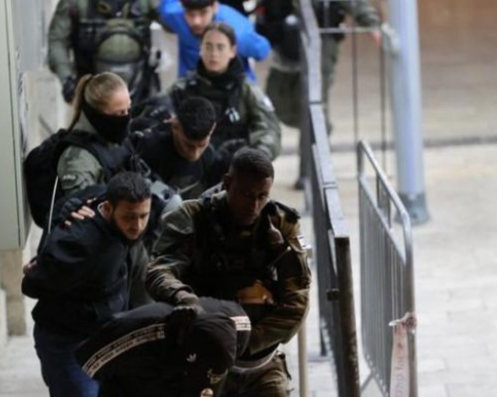 الاحتلال يجدد الاعتقال الإداري لموظفين في أوقاف القدس