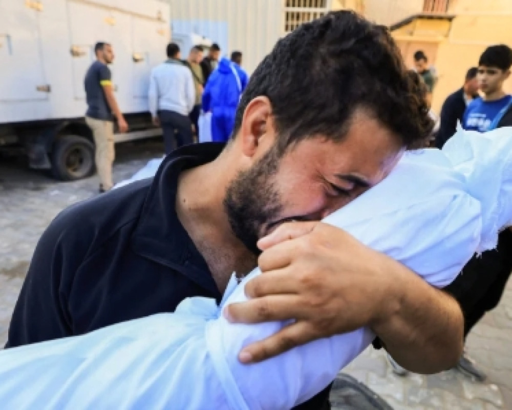 شهيدان بينهما طفلة في قصف إسرائيلي غربي خان يونس
