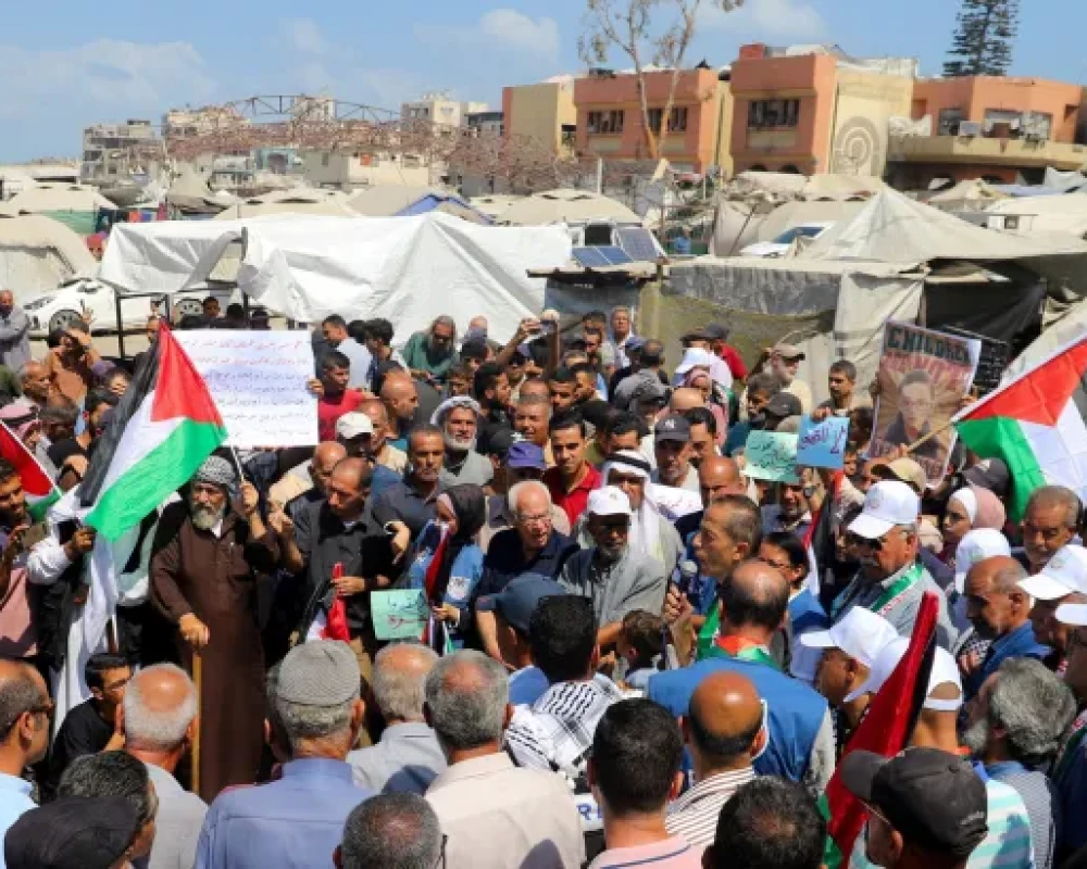 سياسيون وكتاب يطالبون حماس بالتراجع عن وصفها نشطاء الحراك الشعبي بالخيانة  وتغليب المصلحة الوطنية
