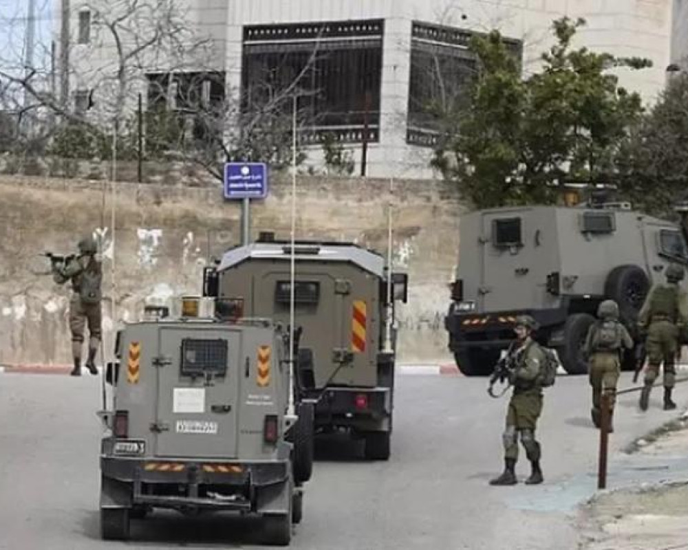 الاحتلال يجبر مواطنين على مغادرة أرضهم في الخضر جنوب بيت لحم