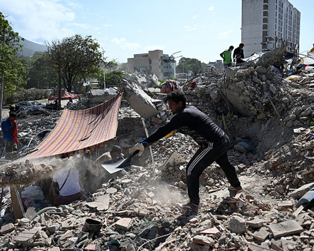 فلسطين – فنزويلا: ارتفاع عدد قتلى الزلزالين إلى أكثر من 5200 شخص فلسطين – فنزويلا: ارتفاع عدد قتلى الزلزالين إلى أكثر من 5200 شخص