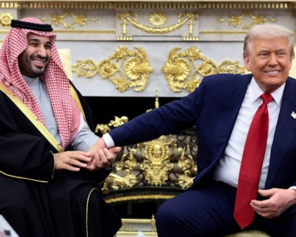 ترامب يوافق على اتفاق نووي قد يسمح للسعودية بتخصيب اليورانيوم