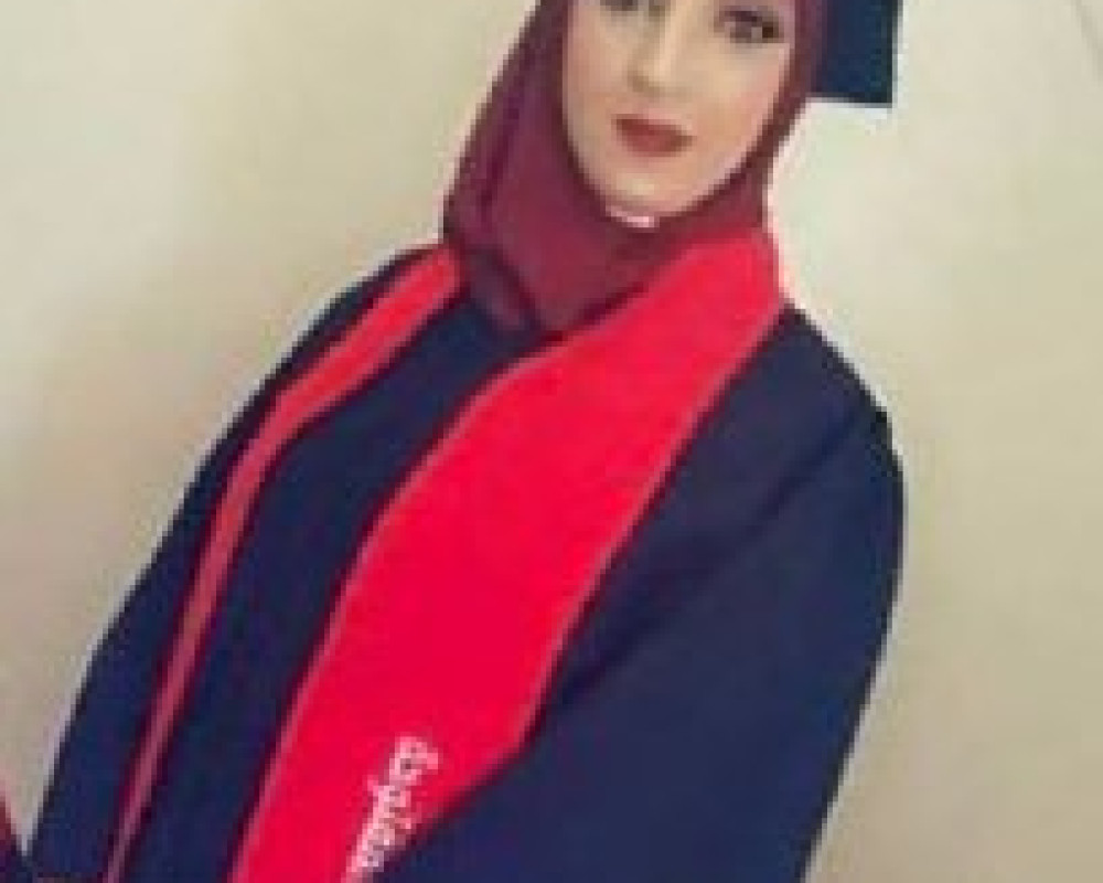 الاحتلال يعتقل مواطنة من مخيم قلنديا بعد مداهمة منزلها