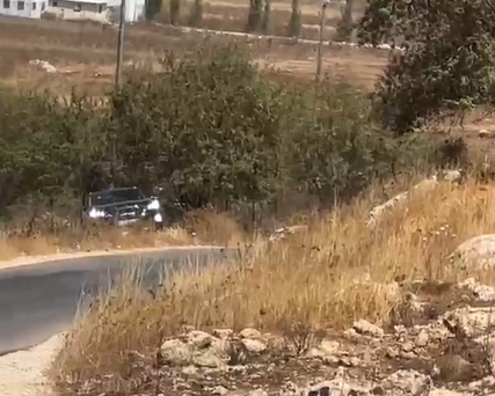 5 إصابات في هجوم للمستعمرين على مركبة بين المغير وأبو فلاح شمال شرق رام الله