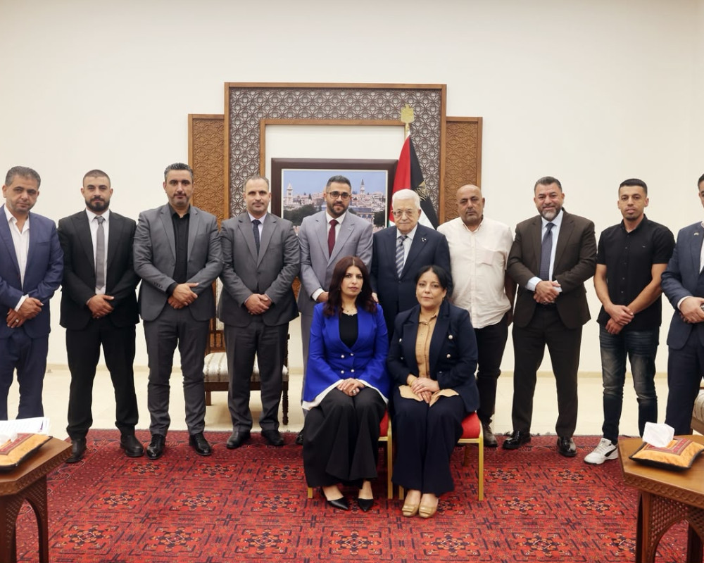 الرئيس يستقبل رئيس وأعضاء مجلس بلدي سلفيت المنتخبين