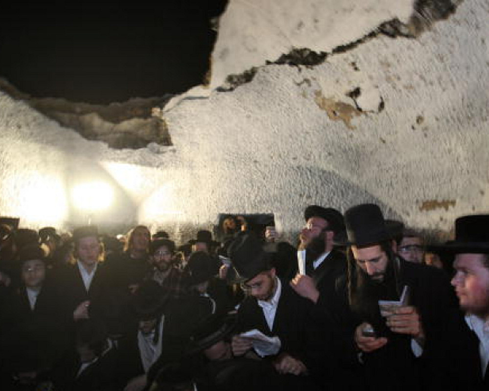 اعتقالات ومواجهات بالضفة والقدس واقتحام المستوطنين لـ"قبر يوسف"