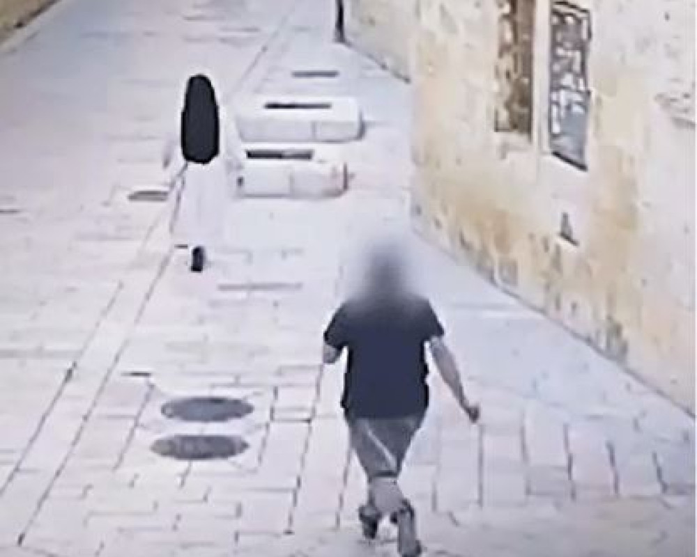 إسرائيل تبرّئ مستوطناً اعتدى على راهبة فرنسية في القدس بدعوى إصابته باضطراب ذهاني