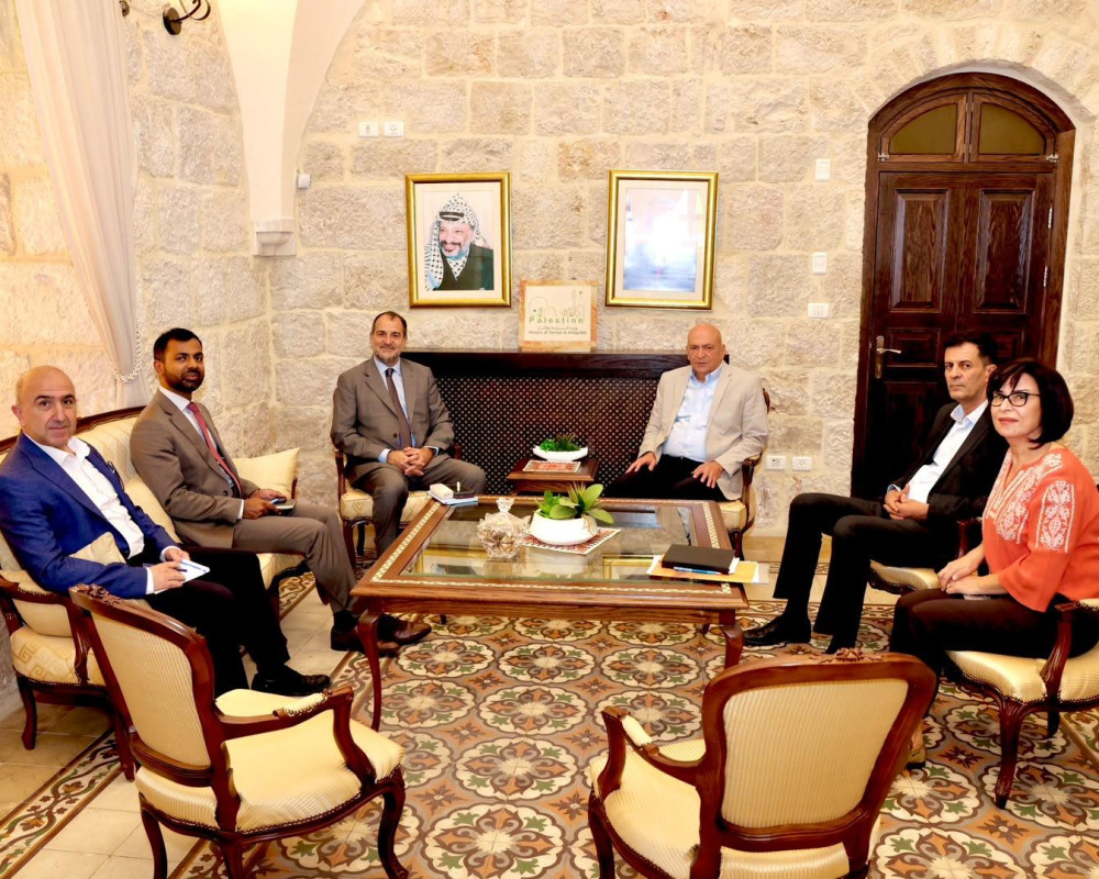 فلسطين واليونسكو تبحثان تعزيز حماية التراث الثقافي والمواقع الأثرية
