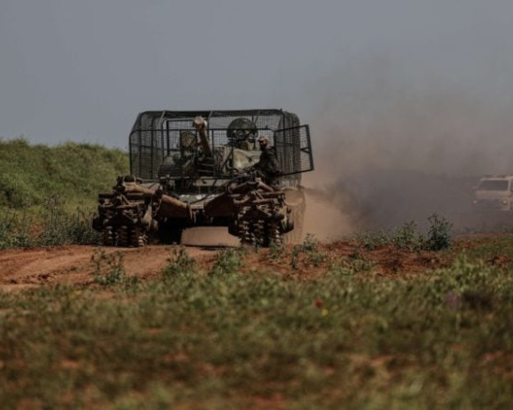 سوريا: إصابة جنديين بانفجار لغم أثناء إزالته في ريف الرقة