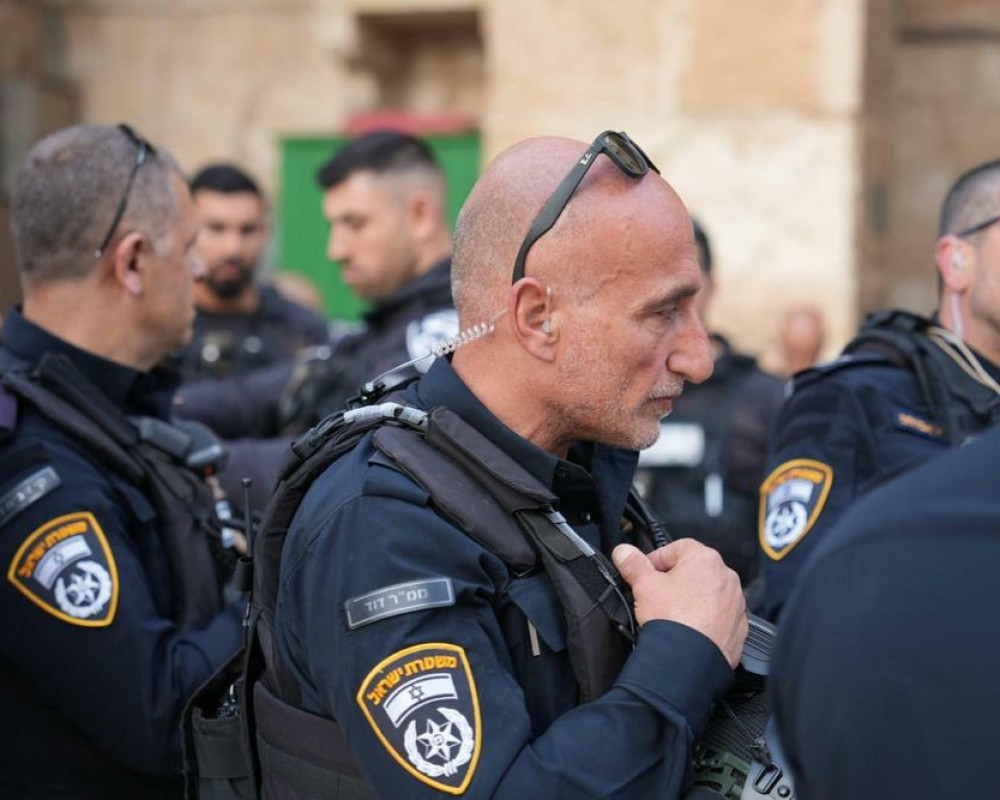 معاريف: 22 ألف شرطي لتأمين انتخابات الكنيست وسط مخاوف من رفض النتائج
