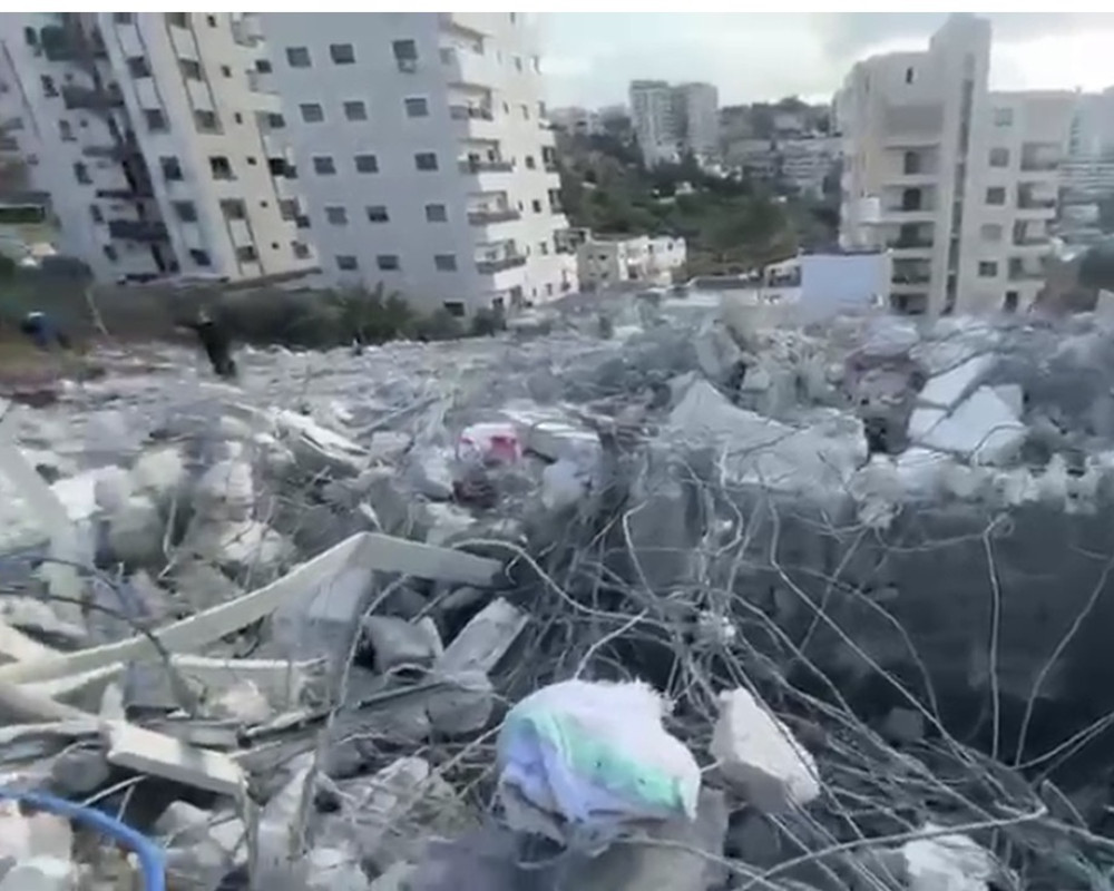 محافظة القدس: الاحتلال يهدم ست شقق سكنية لعائلة الأعرج في قرية الولجة جنوب غرب القدس المحتلة