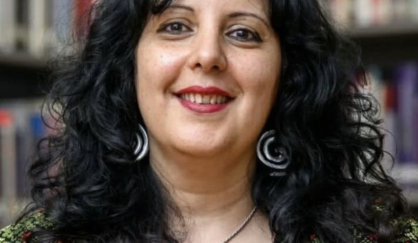 فلسطينية تحصد جائزة إيما جولدمان الأوروب...