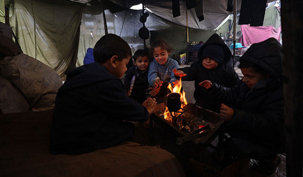 8 دول عربية وإسلامية: تدهور الوضع بغزة ي...