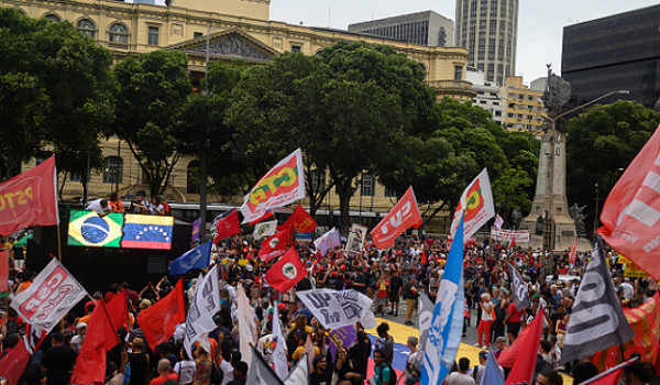 إطلاق نار قرب القصر الرئاسي في كاراكاس ب...