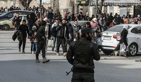 ساعر يتهم دمشق باستهداف الأكراد في حلب و...