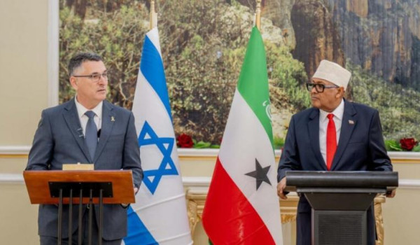 وزير الخارجية الإسرائيلي يسخر من فلسطين ...