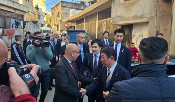 أبو هولي يستقبل وزير الخارجية الياباني ف...