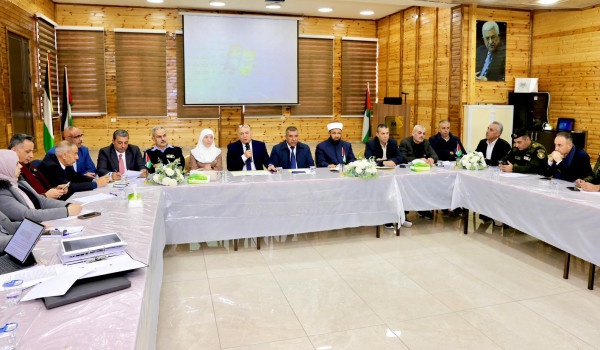 اجتماع وزاري موسع لبحث سبل مواجهة اعتداء...