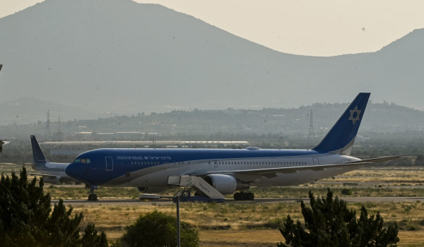 إعلام عبري: نقل طائرة نتنياهو إلى وجهة م...