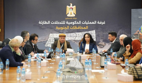 أبو هولي يؤكد على حماية ولاية الأونروا و...