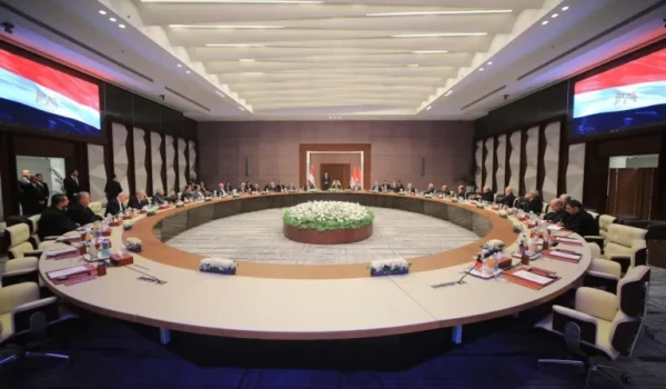 اللجنة الوطنية الفلسطينية لإدارة غزة تعق...