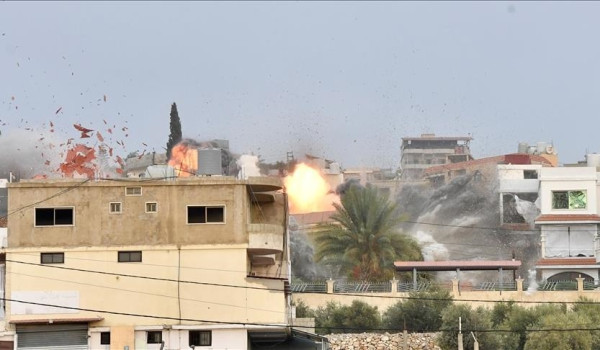 إسرائيل تفجر منازل في محافظة النبطية جنو...